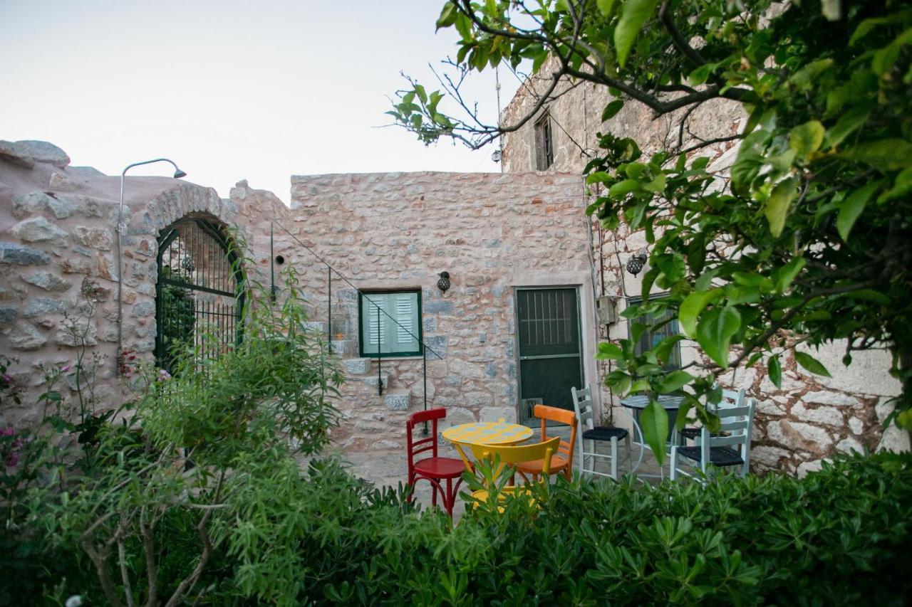 Charouda Country House Pyrgos Dirou ภายนอก รูปภาพ