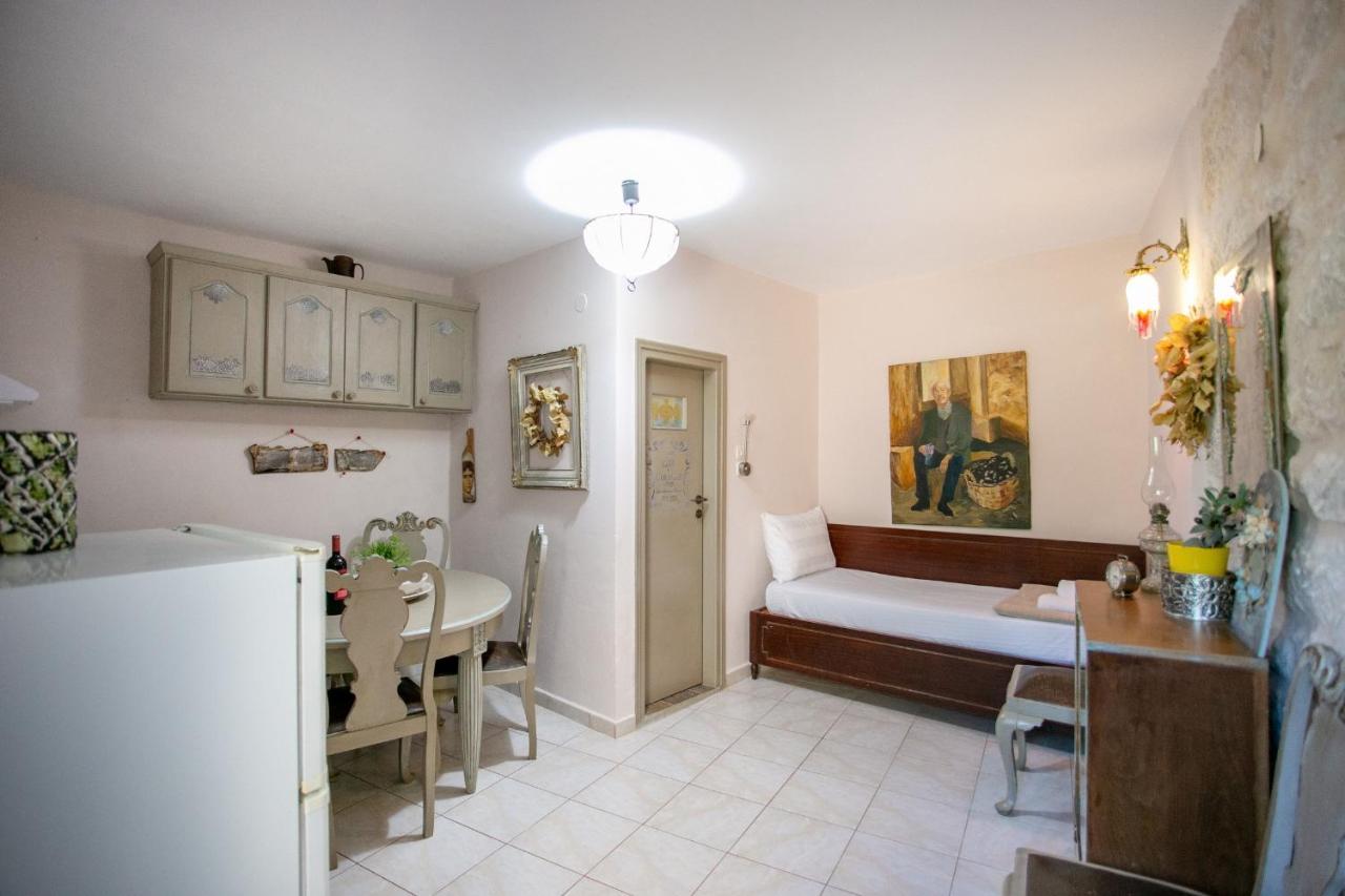 Charouda Country House Pyrgos Dirou ภายนอก รูปภาพ