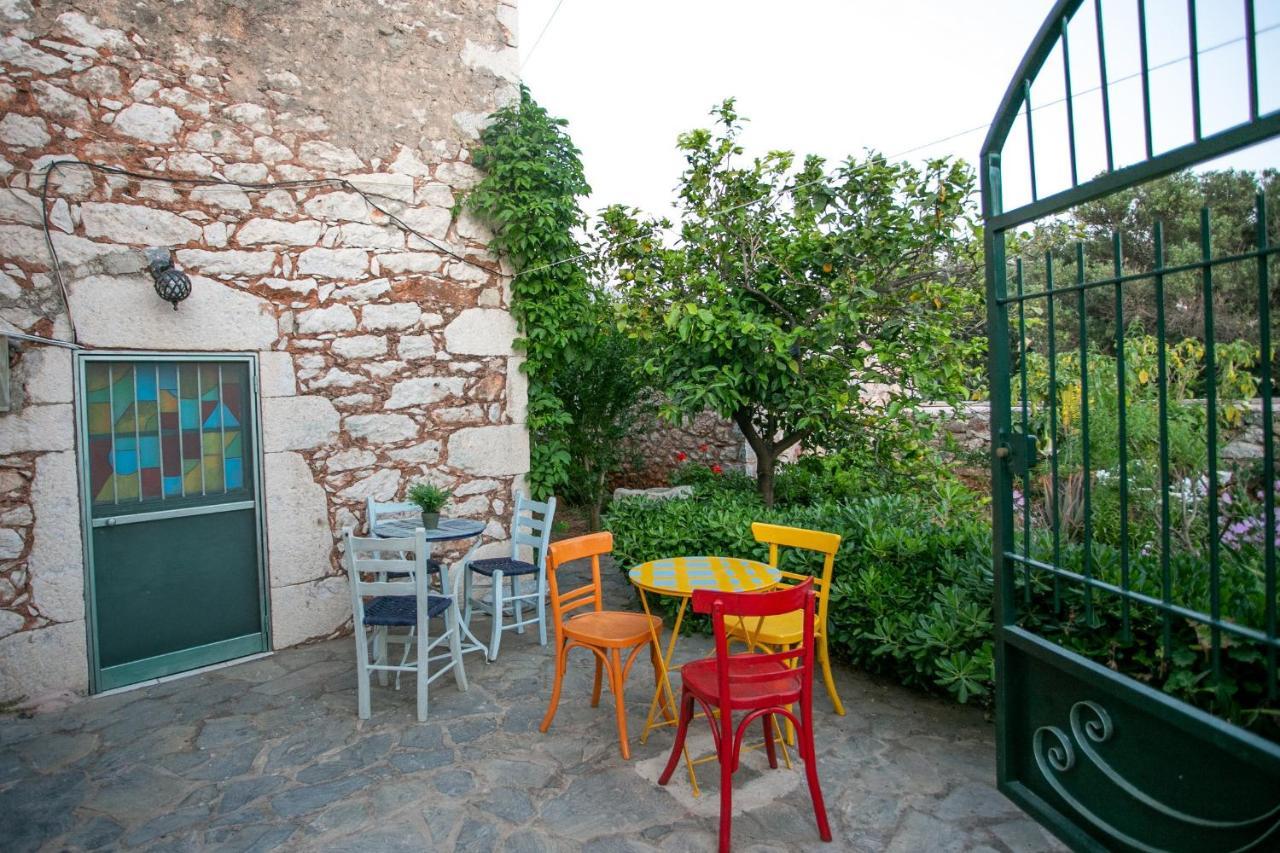 Charouda Country House Pyrgos Dirou ภายนอก รูปภาพ