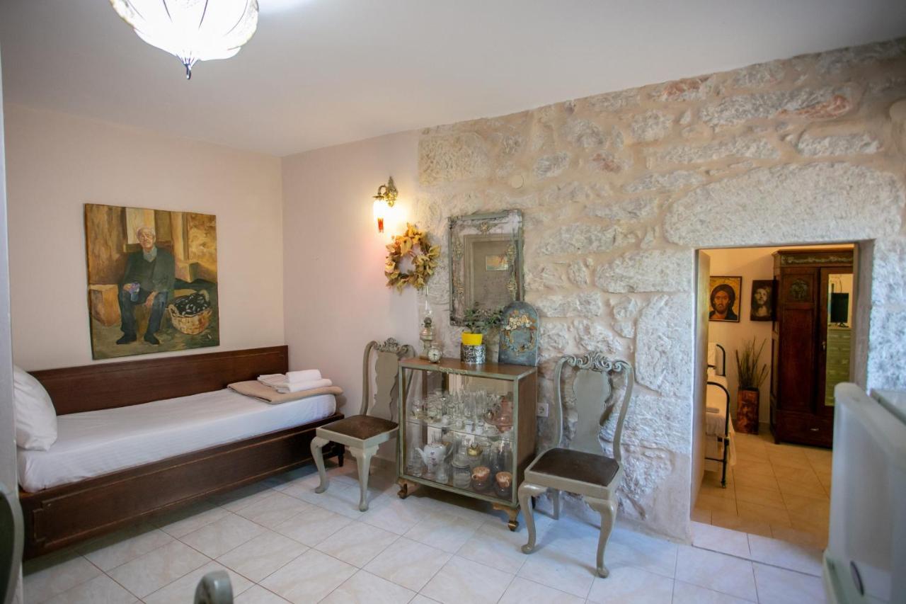 Charouda Country House Pyrgos Dirou ภายนอก รูปภาพ