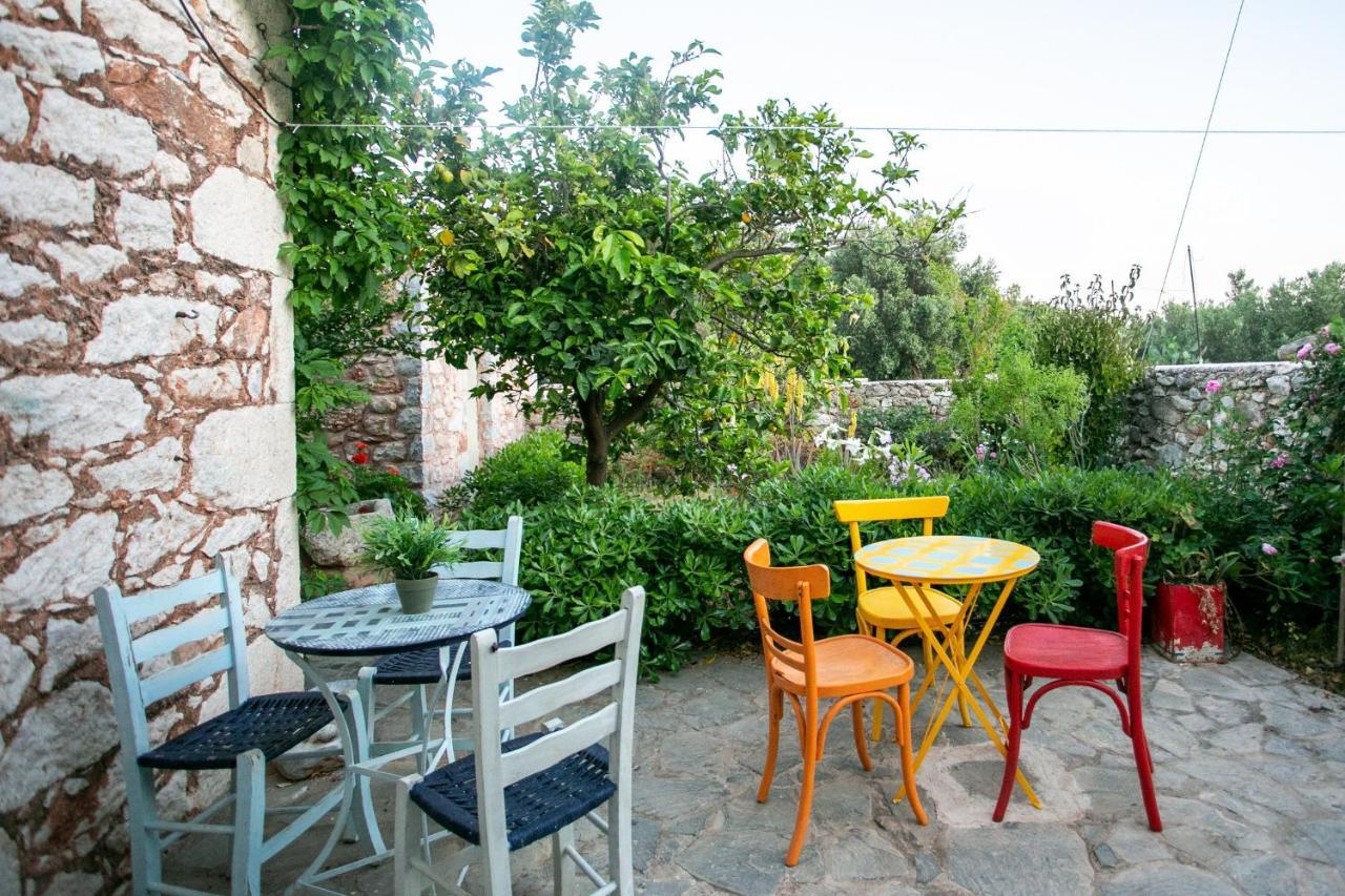 Charouda Country House Pyrgos Dirou ภายนอก รูปภาพ